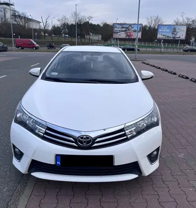 toyota Toyota Corolla cena 53500 przebieg: 170000, rok produkcji 2015 z Legionowo